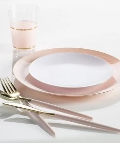 Luxe Party NYC Blush • Gold Plastic Cups | 10 Cups 5 Luxe Party NYC Blush • Gold Plastic Cups | 10 Cups