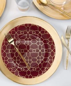 Round Accent Pattern Round Cranberry • Gold Pattern Plastic Plates | 10 Pack