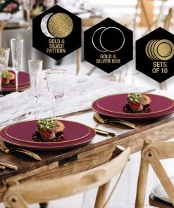 Round Accent Round Cranberry • Gold Plastic Plates | 10 Pack