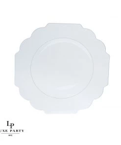 Scallop Design Scalloped Clear • Silver Plastic Plates | 10 Pack