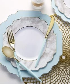 Scallop Design Scalloped Mint • Gold Plastic Plates | 10 Pack